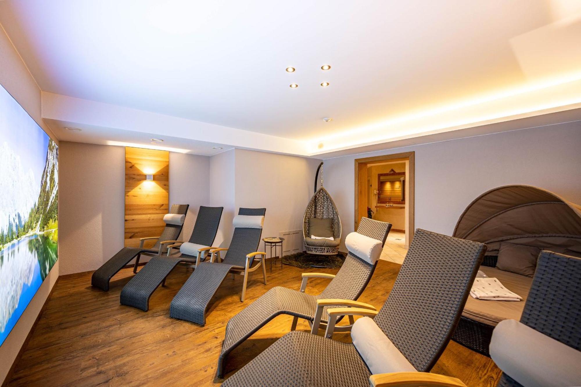 Rustika - Appartements & Spa 埃尔瓦尔德 外观 照片