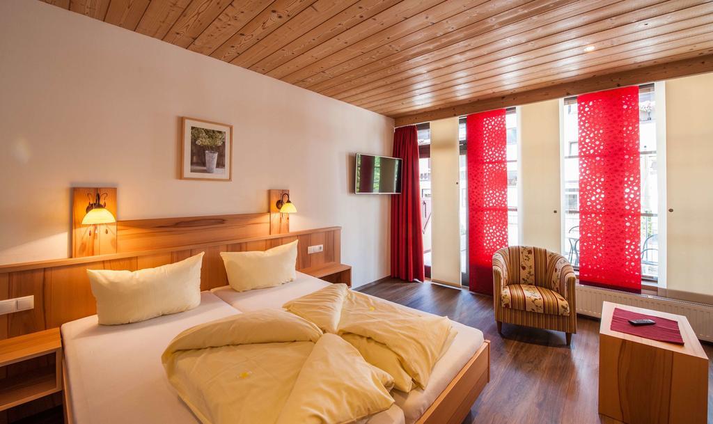 Rustika - Appartements & Spa 埃尔瓦尔德 外观 照片